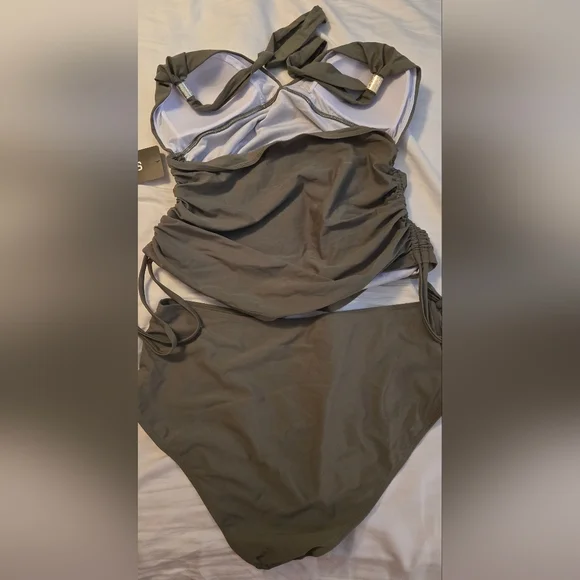 SOLD SUUKSESS Halter Tankini Bathingsuit #413 - Picture 7 of 15